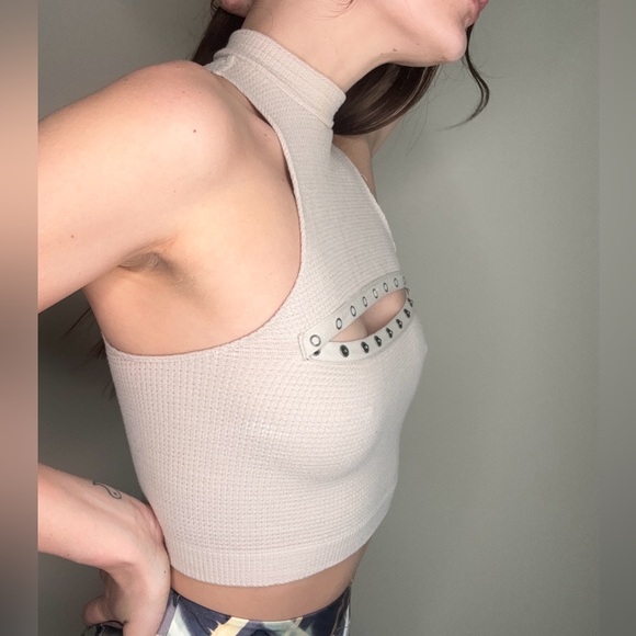 Beige High Neck Crop Top - Picture 3 of 4